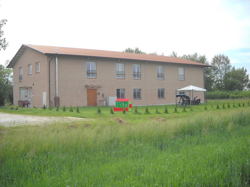 Gasthaus Agriturismo Campi Di Grano Roncade Exterior foto